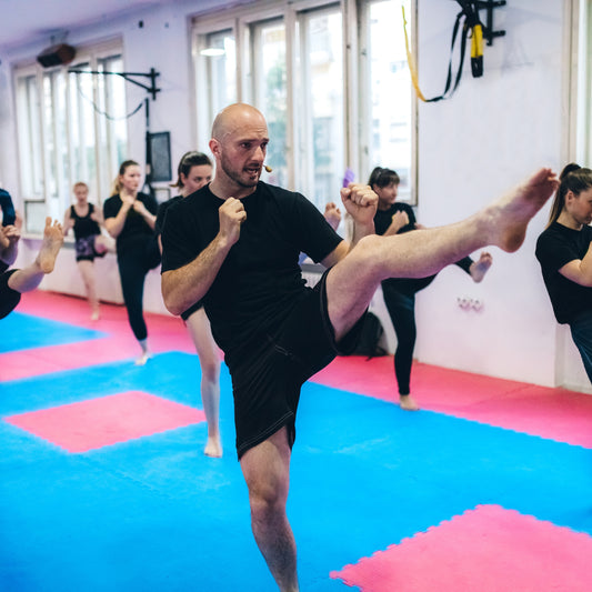 Knock Out Your First Kickboxing Class🦵🥊 Tips and Tricks for a Fun Experience